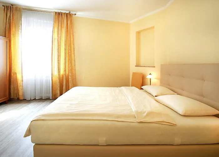 Garni Golf Hotell 3*