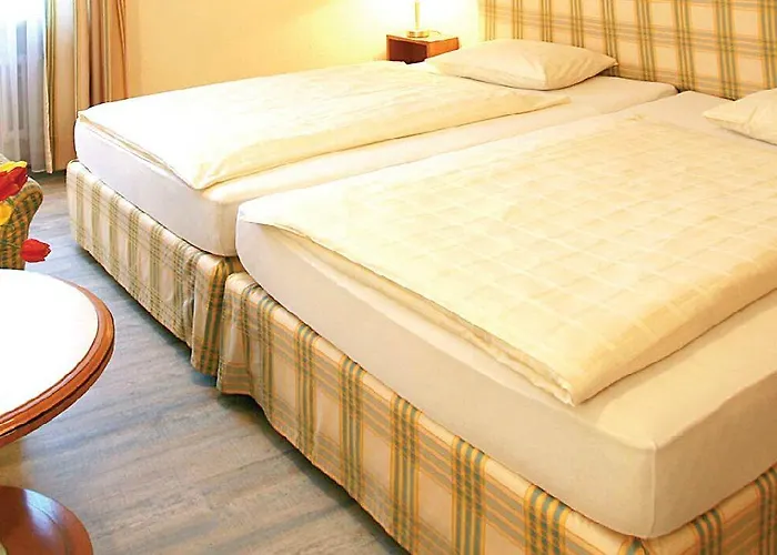 Hotell Garni Golf 3*