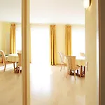 Ξενοδοχείο Garni Golf 3*